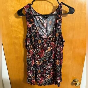 torrid multicolor floral tank button detail size 2X
